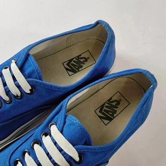 Vans Atwood Classic Lace Up Low Top Sneakers - 9.5 / 11 - Picture 3 of 11